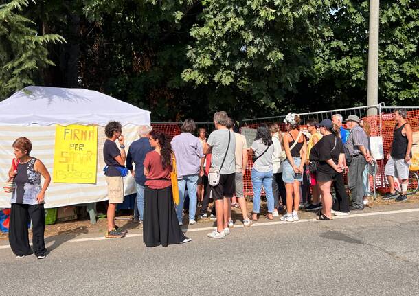 protesta bosco via curtatone gallarate
