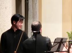 Simon Zhu a musica in Villa
