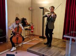 Cento anni di Legnano città tra le fabbriche aperte, sulle note di due violini Stradivari
