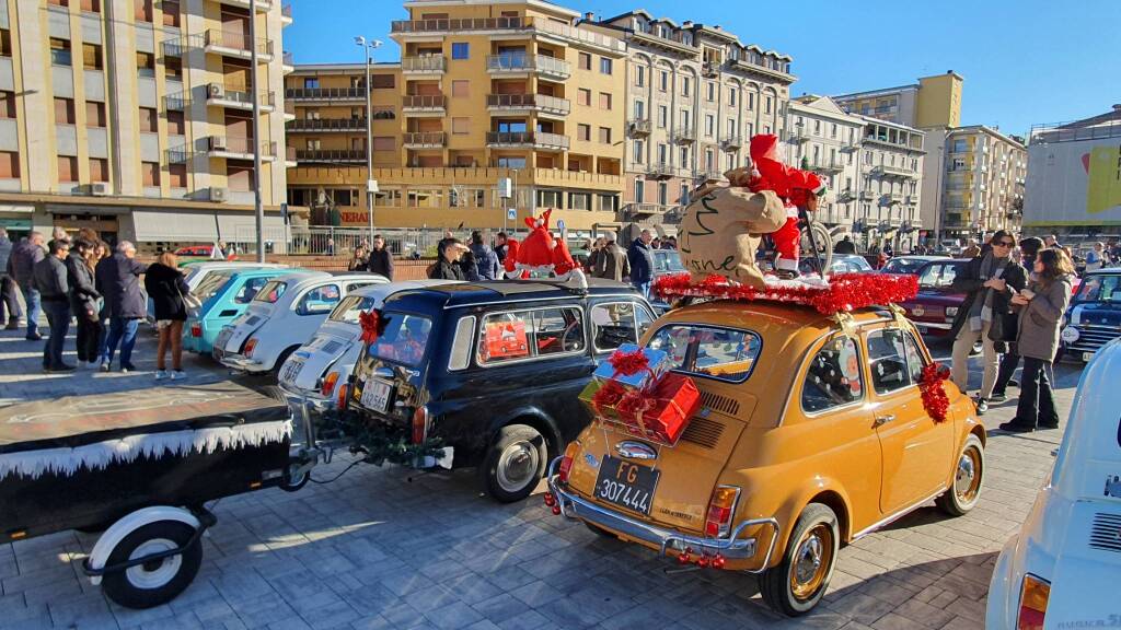 Esposizione auto storiche e supercar