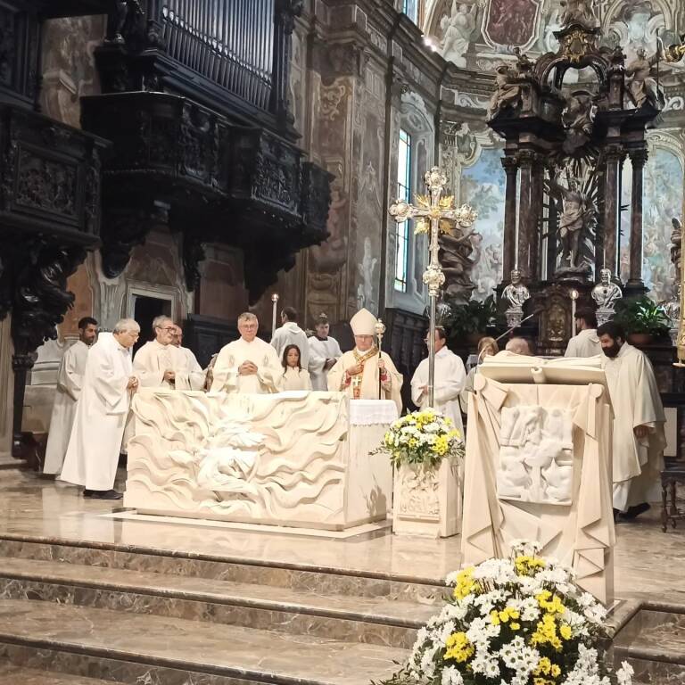 Il saluto di Monsignor Panighetti a Varese