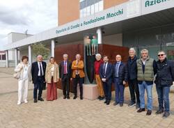 La donazione dell'opera Vite Sospese all'ospedale di Varese