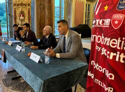 la Pallacanestro Varese si presenta agli sponsor