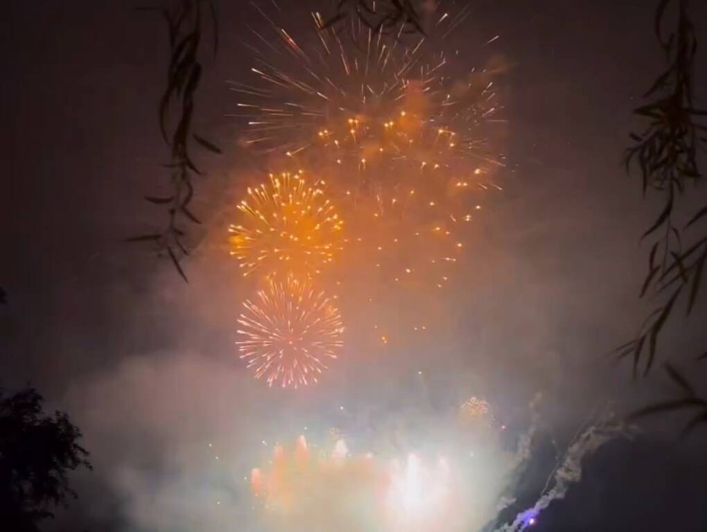 Sesto Calende - Fuochi d'artificio, foto di Ezio Cairoli