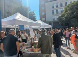 Una piazza di libri