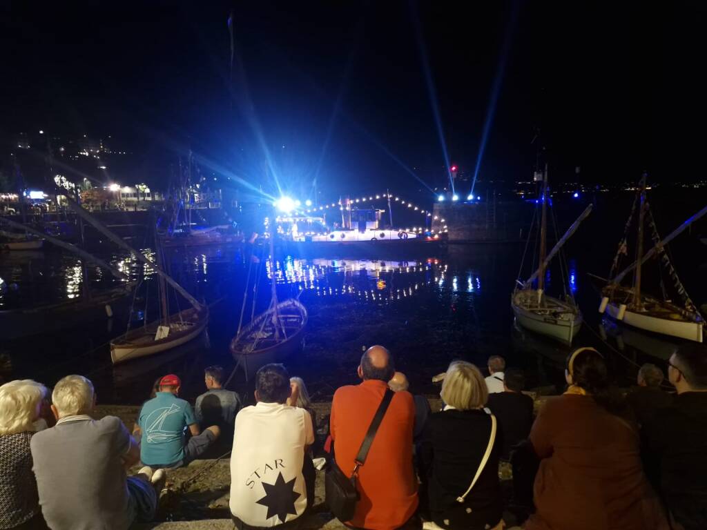 Verbano Classic Festival, Laveno Mombello si anima con concerti sul battello, teatro e acrobati