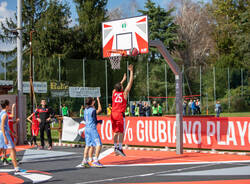 L\' inaugurazione del nuovo campetto da basket di Giubiano
