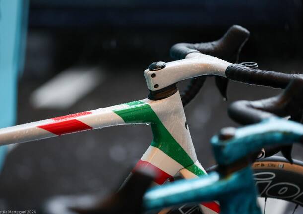 La 103a Tre Valli Varesine al via da Busto Arsizio