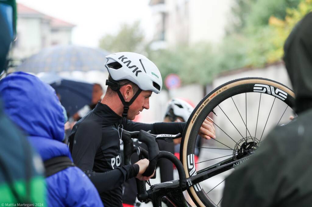 La 103a Tre Valli Varesine al via da Busto Arsizio