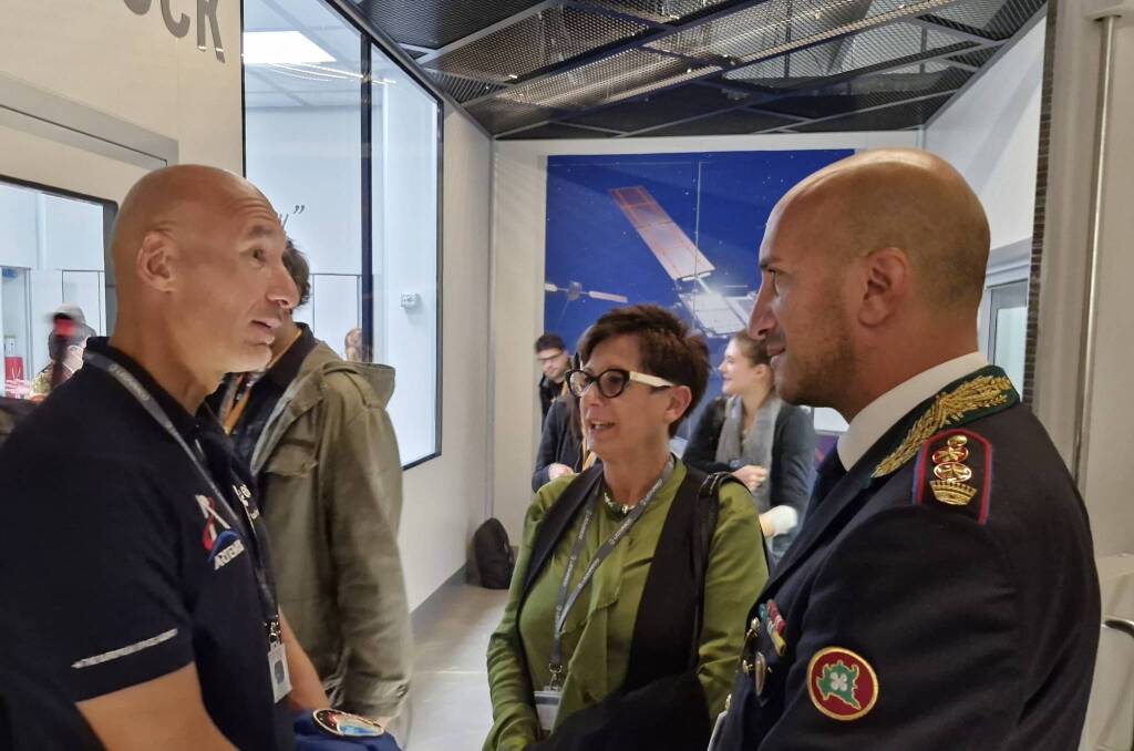 Dalla "space week" di Milano ai laboratori della Leonardo: cinque astronauti "atterrano" a Nerviano