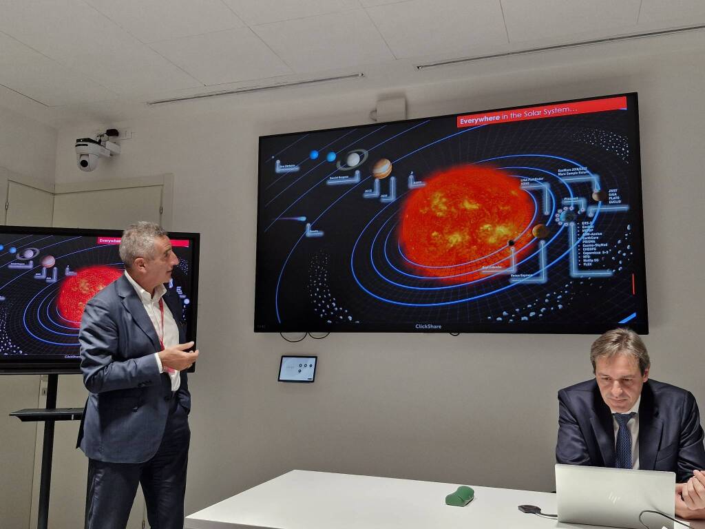 Dalla "space week" di Milano ai laboratori della Leonardo: cinque astronauti "atterrano" a Nerviano