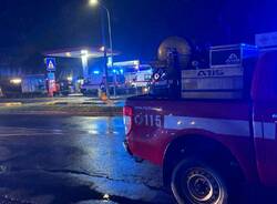 Incendio nella notte a Gallarate via Carlo Noè