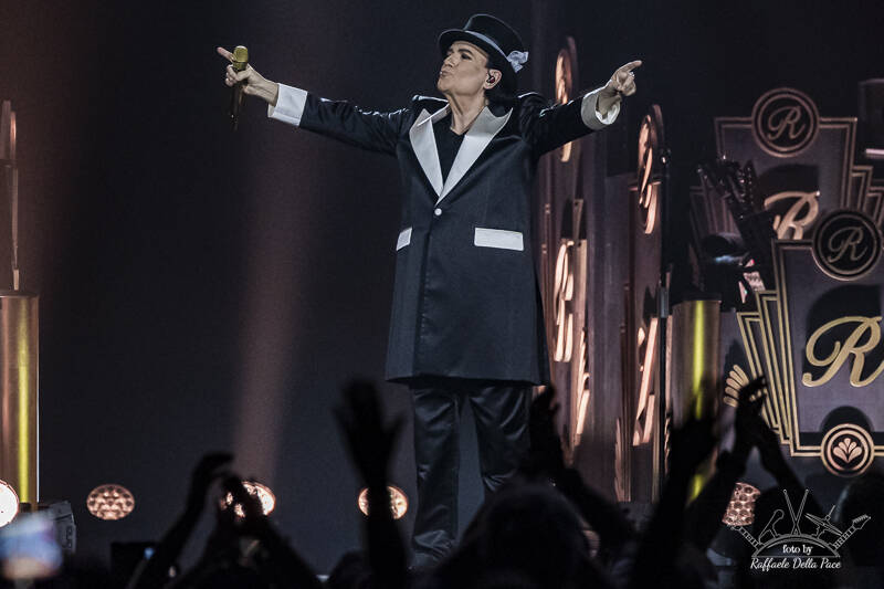 Renato Zero in concerto a Milano 