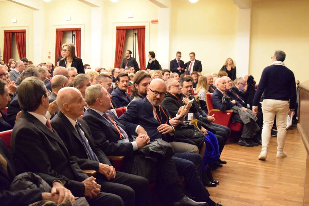 Borse di studio al Teatro Città di Legnano Talisio Tirinnanzi di Legnano
