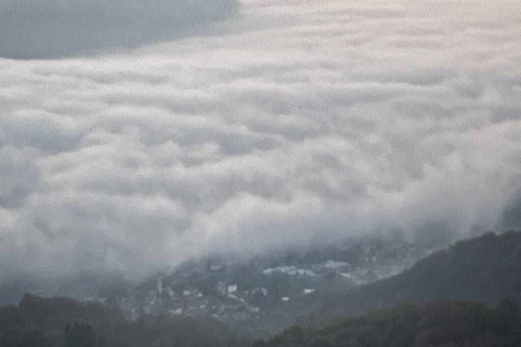 Il mare di nuvole sulla Valceresio