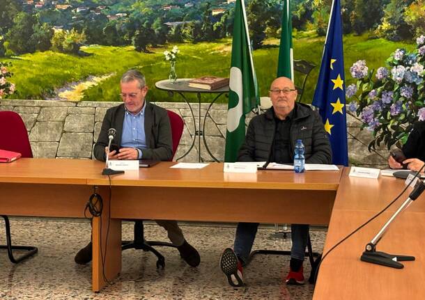 Consiglio comunal Biandronno sindaco Porotti