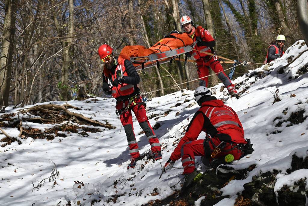 Esercitazione Croce Rossa al Campo dei Fiori
