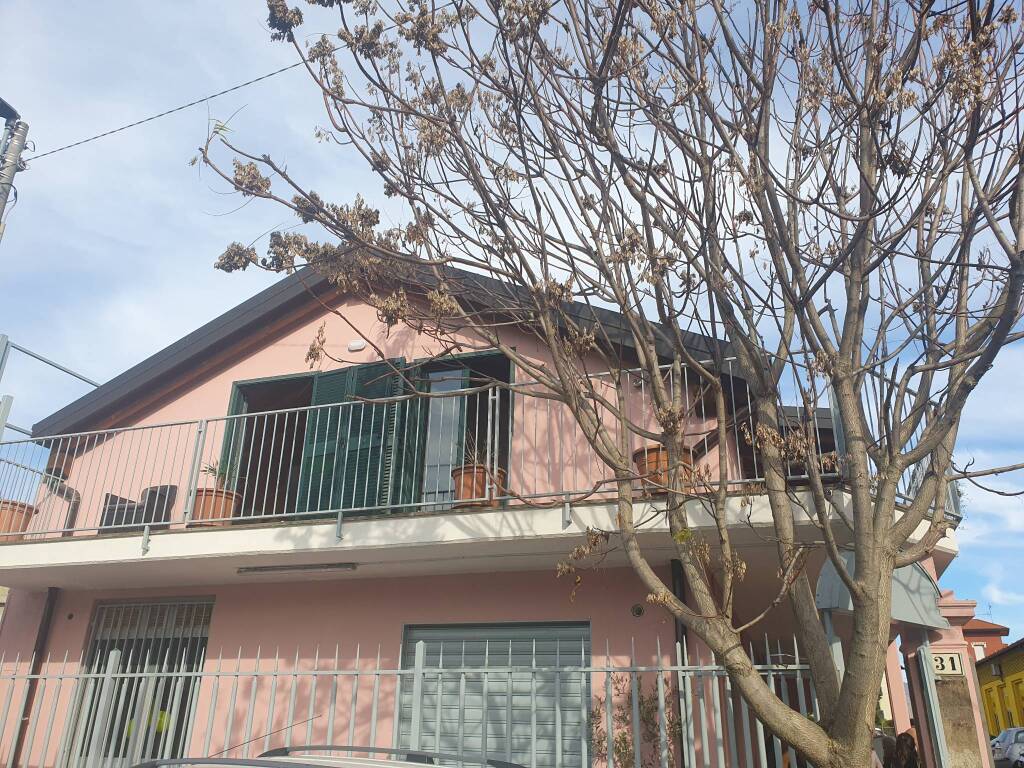 ingurazione casa arca
