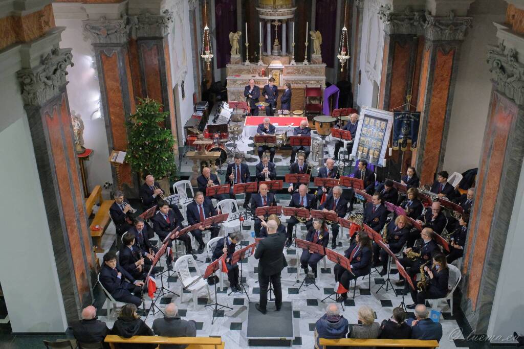 Benemerenze Bcc a Buguggiate Natale 2024 (fotografie La Focale)