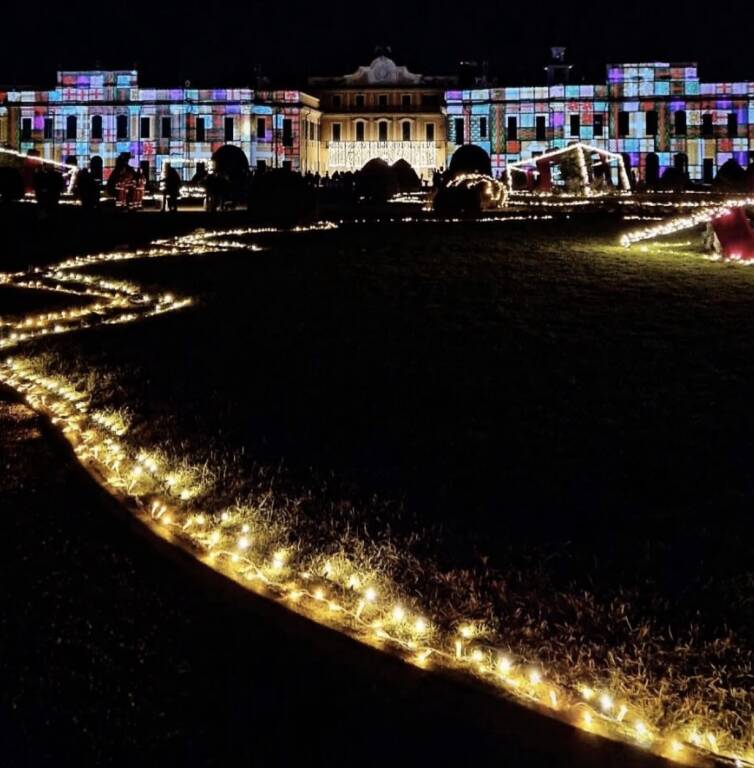 L'accensione delle luci ai Giardini Estensi