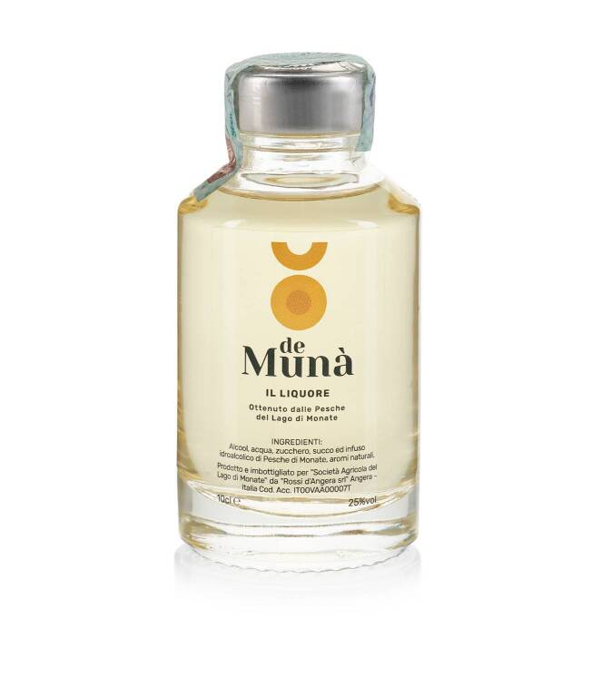 Pesche sciroppate e i liquori artigianali firmati De Munà