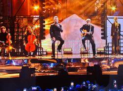 robbie williams superospite alla finale di xfactor