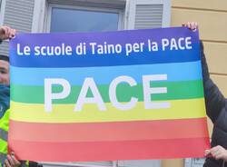 Taino corteo pace
