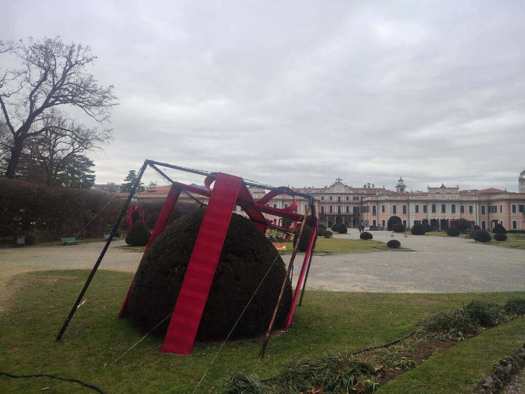Varese addobbata per Natale