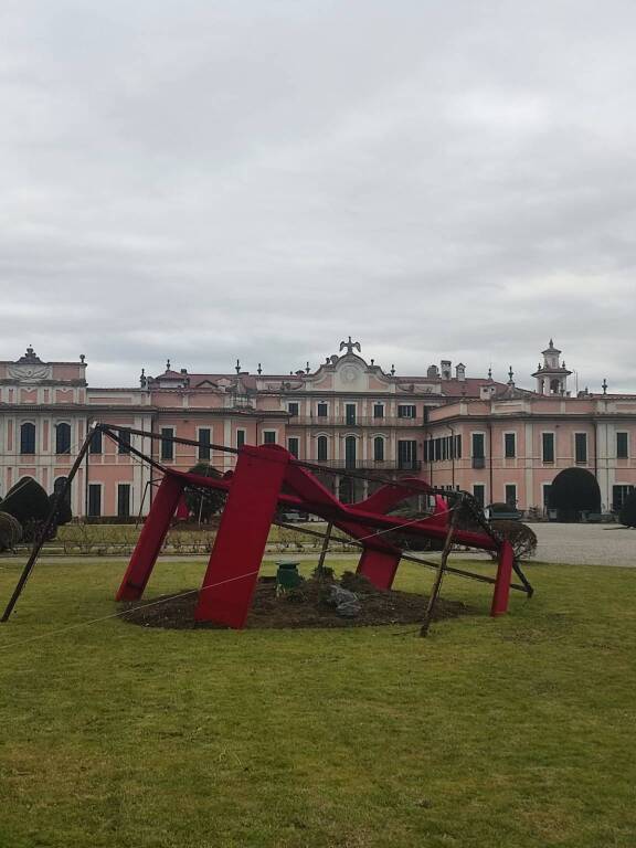Varese addobbata per Natale