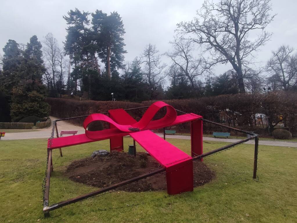 Varese addobbata per Natale
