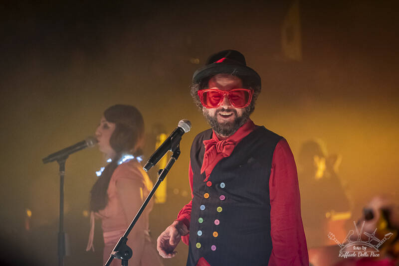 Vinicio Capossela in concerto al Carroponte di Milano