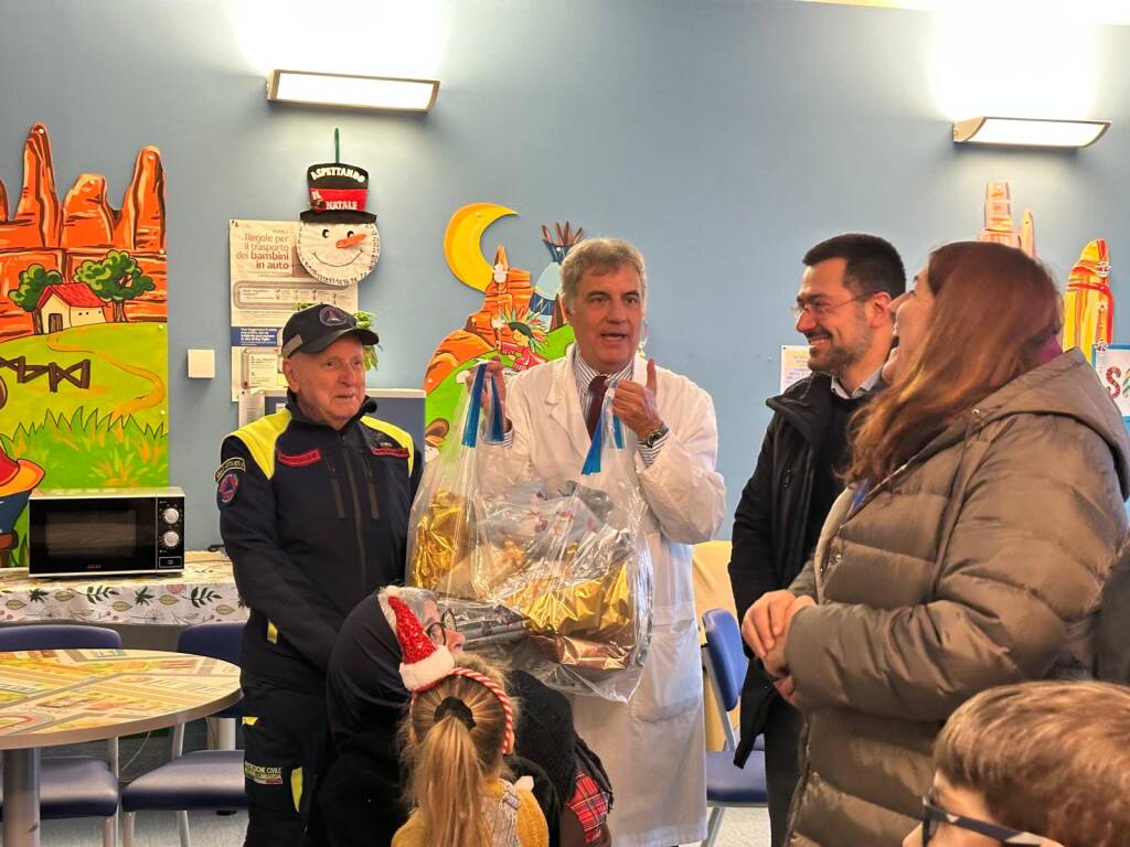La Befana all'ospedale di Legnano