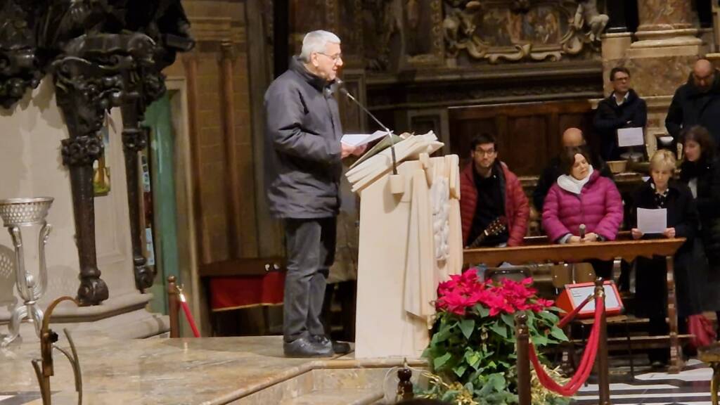 La marcia per la pace sfila a Varese