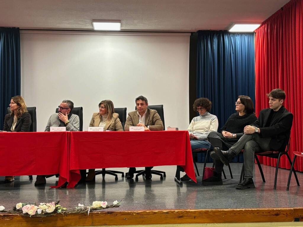 Malnate - In aula magna il dibattito sulla giustizia riparativa