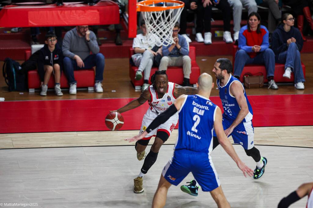 Openjobmetis Varese - Germani Brescia 77-118