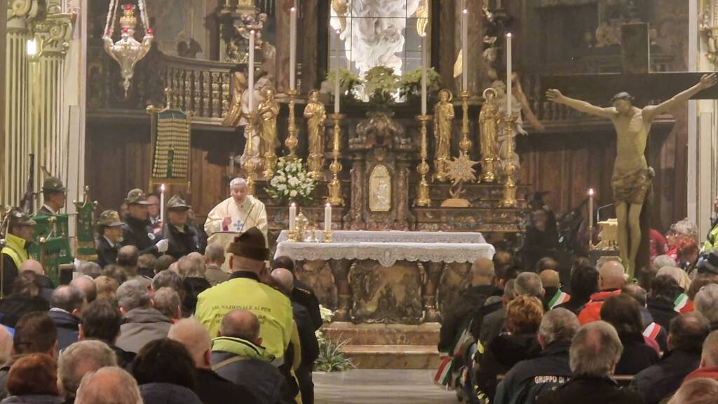 Sacrificio di Nikolajewka, domenica di ricordi e memoria per gli alpini al Sacro Monte di Varese