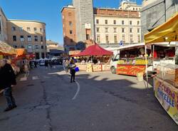 Si prepara la pira pe rl Faloò di sant'Antonio 2025