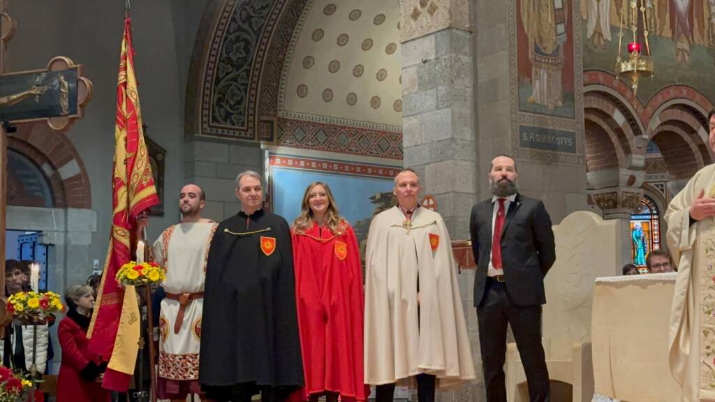 Cerimonia di investitura della reggenza: contrada Legnarello