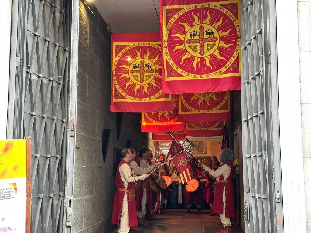 Cerimonia di investitura della reggenza: contrada Legnarello
