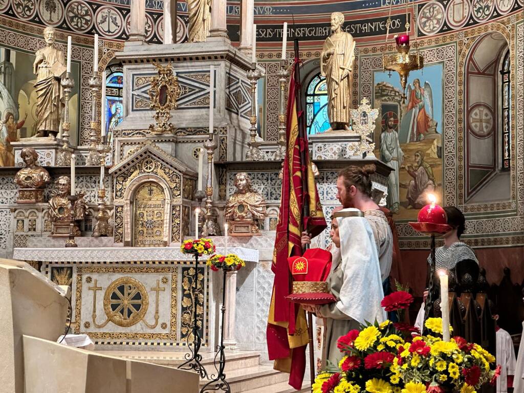 Cerimonia di investitura della reggenza: contrada Legnarello