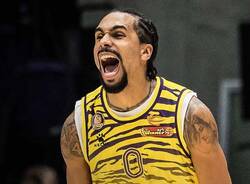 elijah mitrou long basket