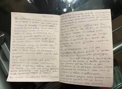foglio scritto a mano