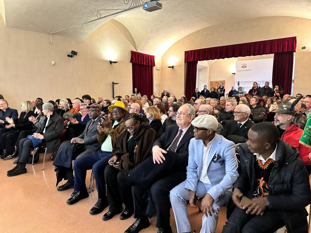 Legnano accoglie la delegazione da Ebolowa e festeggia 60 anni di gemellaggio