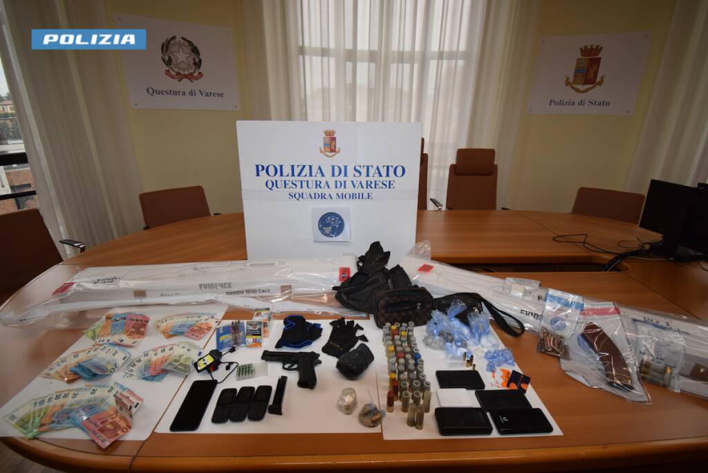 spacciatori Kalashnikov malnate vedano olona