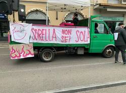 A Varese sfila lo sciopero globale femminista e transfemminista
