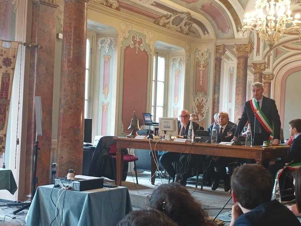 consiglio comunale famedio varese
