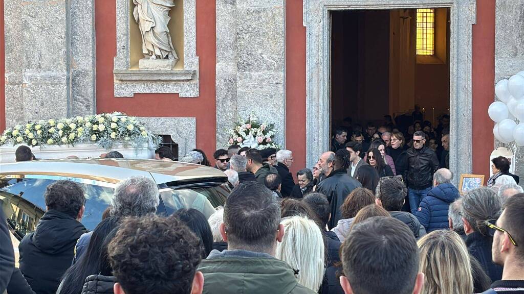 Funerali Vanessa Marchirolo