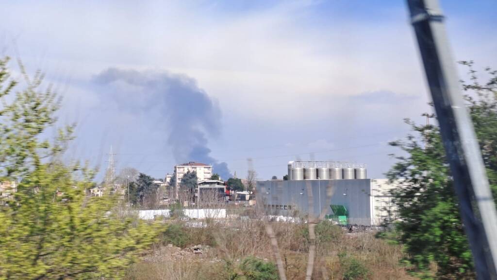 Incendio alla Perfetti di Lainate