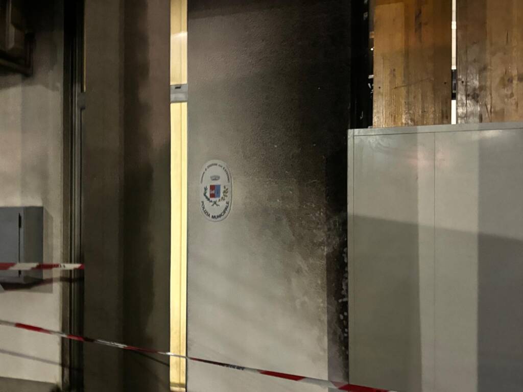Incendio Polizia Locale Oggiona con Santo Stefano
