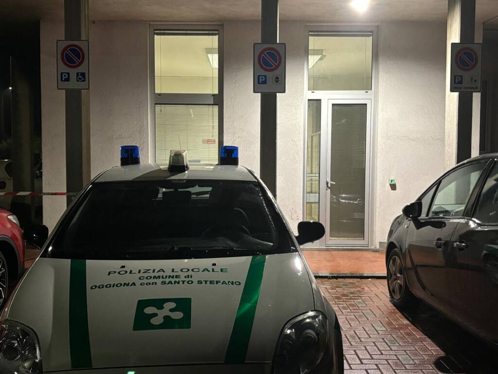 Incendio Polizia Locale Oggiona con Santo Stefano